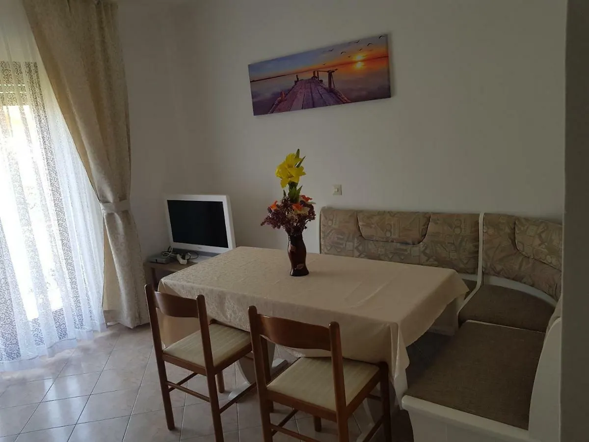 Haus Milan Apartment Rab Island
