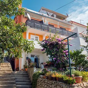 Apartment Milica