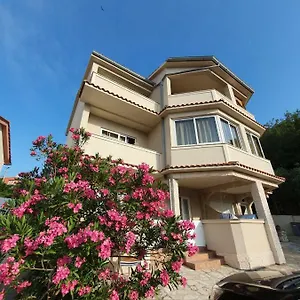  Apartment Kim